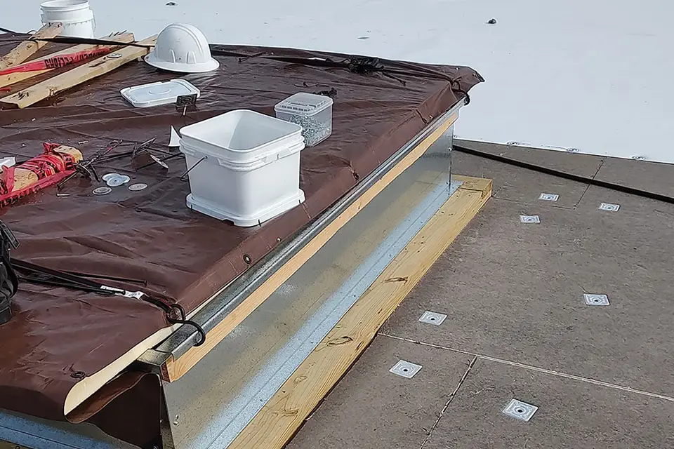 commercial roofing services in collinsville illinois